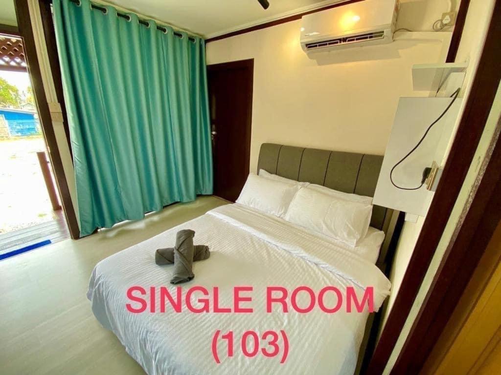 Tts Staycation Chalet Kampung Penarik Exterior photo